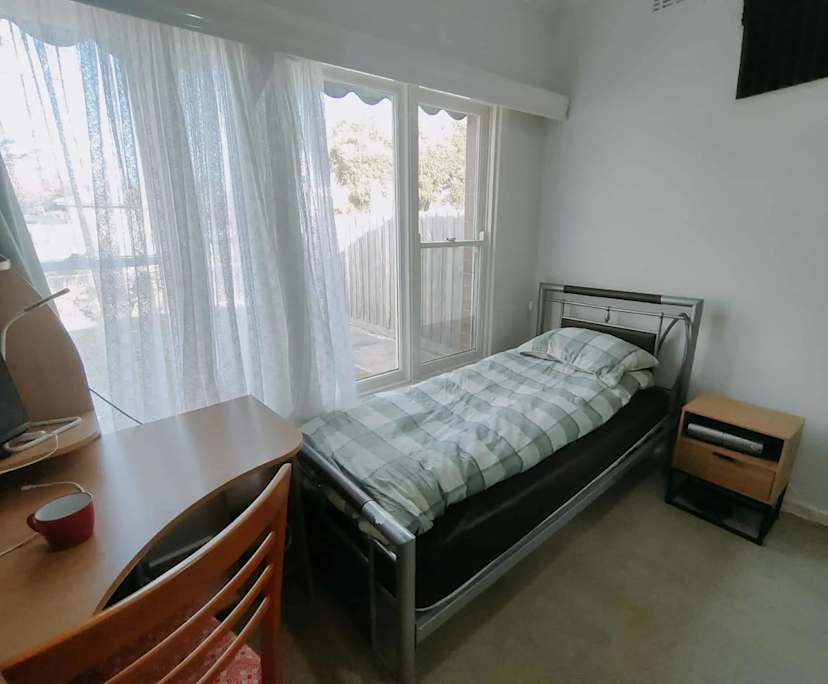 Unfurnished room in a share house