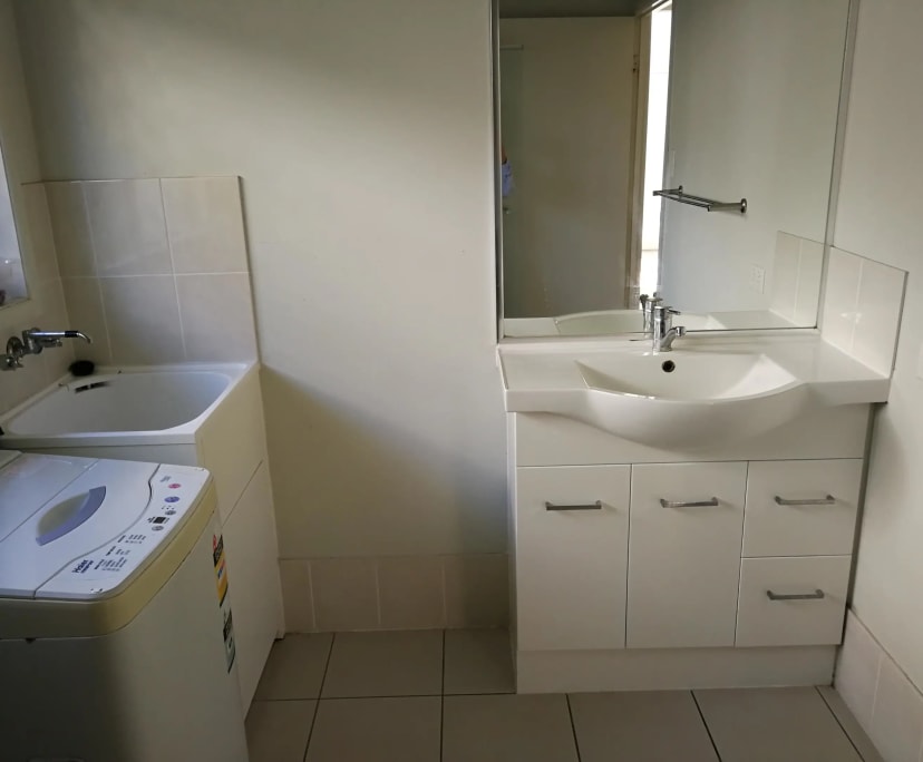 $200, Share-house, 2 bathrooms, MacGregor QLD 4109