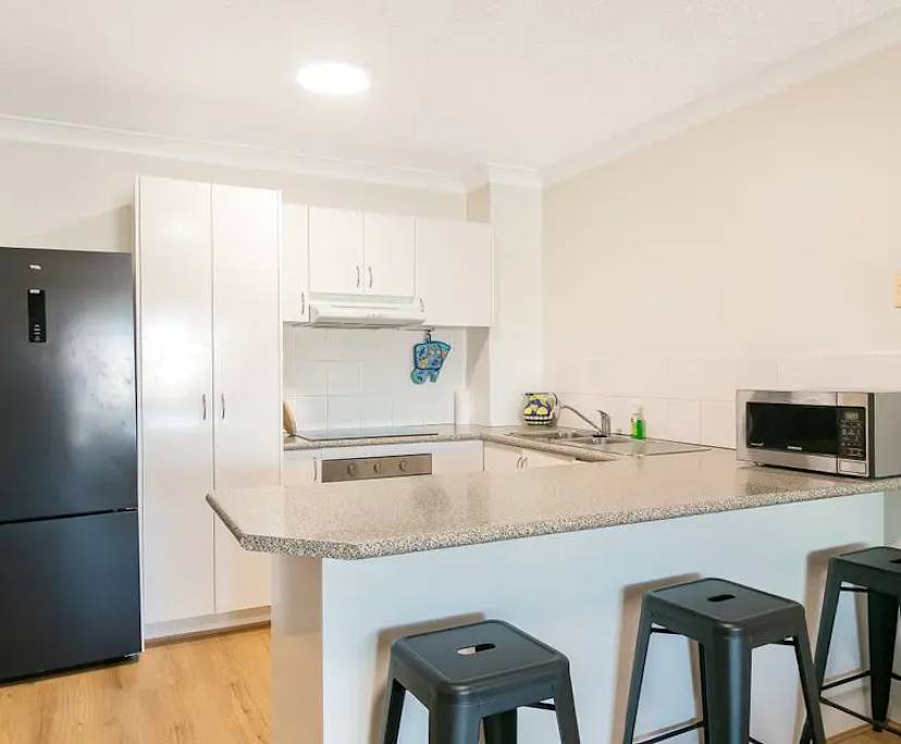 Furnished room with ensuite in a flatshare