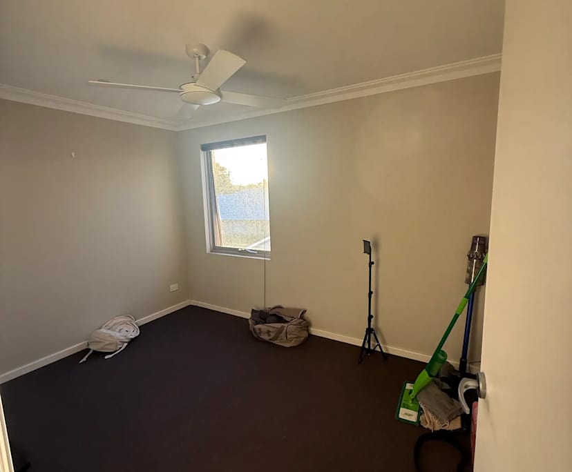 $350, Flatshare, 2 bathrooms, Innaloo WA 6018