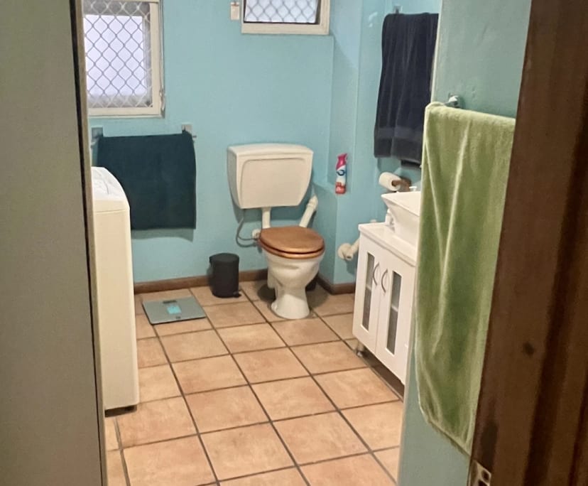 $180, Flatshare, 3 bathrooms, Ashgrove QLD 4060