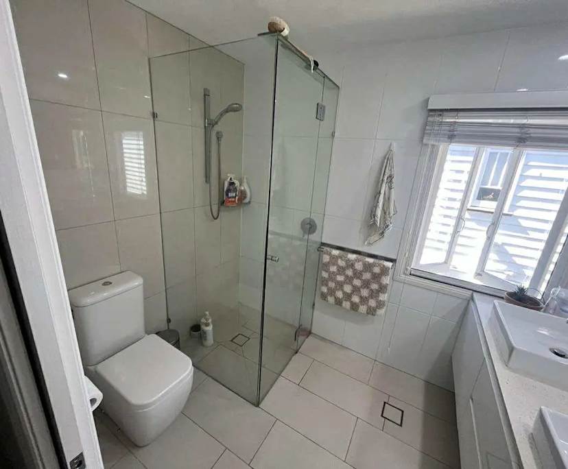 $280, Share-house, 3 bathrooms, Highgate Hill QLD 4101