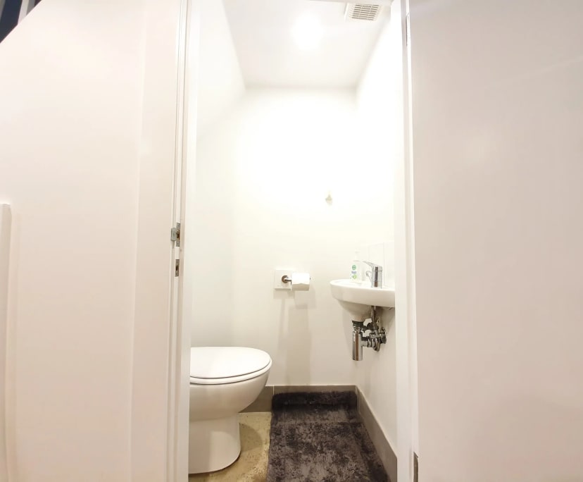 $590, Share-house, 3 bathrooms, Surry Hills NSW 2010