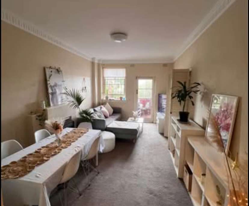 Furnished room in a share house