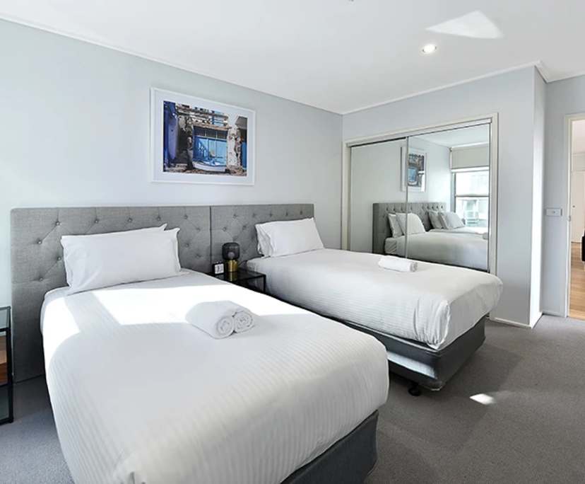 $1,425, Whole-property, 3 bathrooms, Melbourne VIC 3000