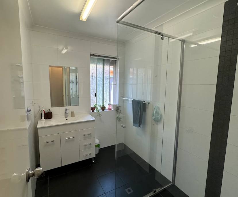 Unfurnished room in a share house