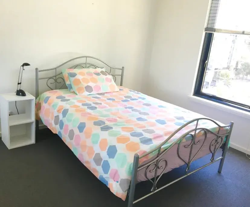 $330, Flatshare, 2 bathrooms, South Melbourne VIC 3205