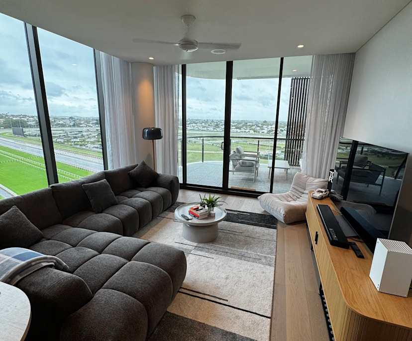 Unfurnished room with own bathroom