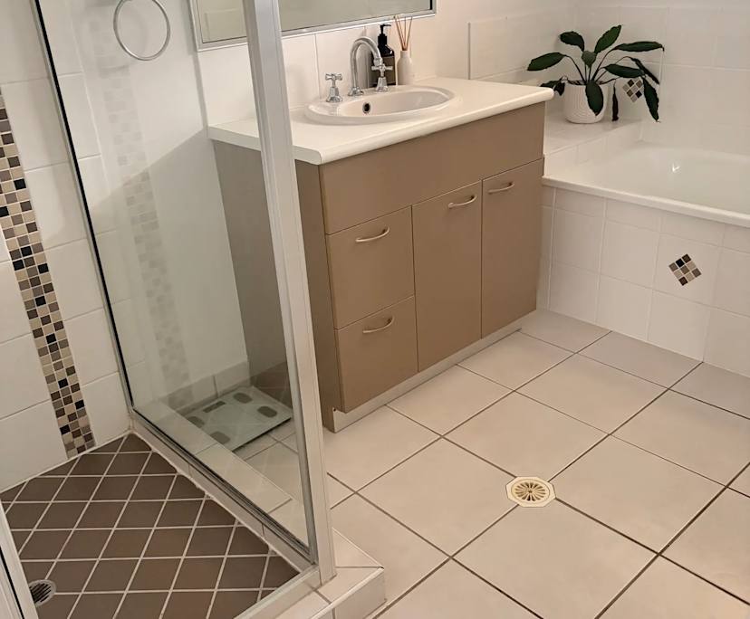 $300, Share-house, 5 bathrooms, Burdell QLD 4818