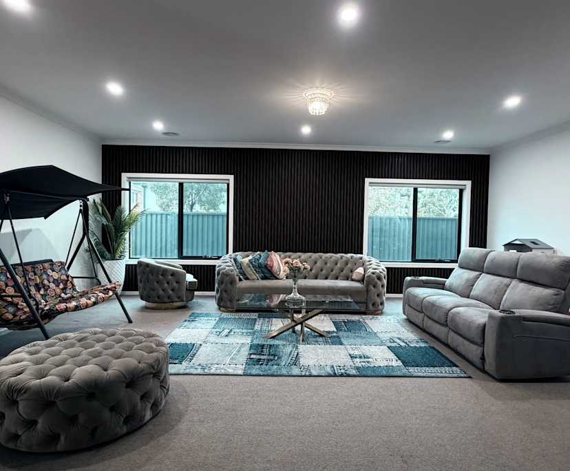 $200, Share-house, 4 bathrooms, Cranbourne East VIC 3977