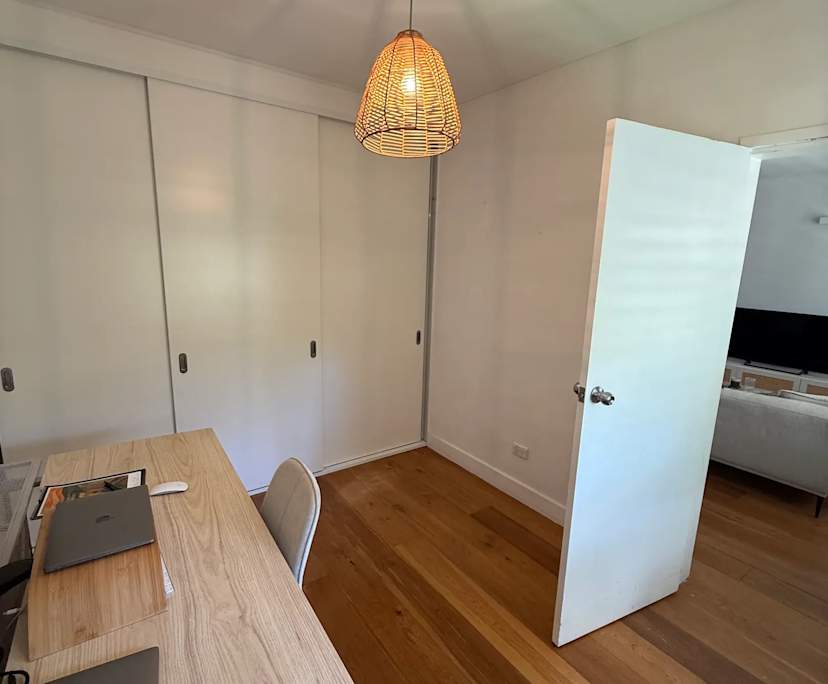 Unfurnished room with own bathroom