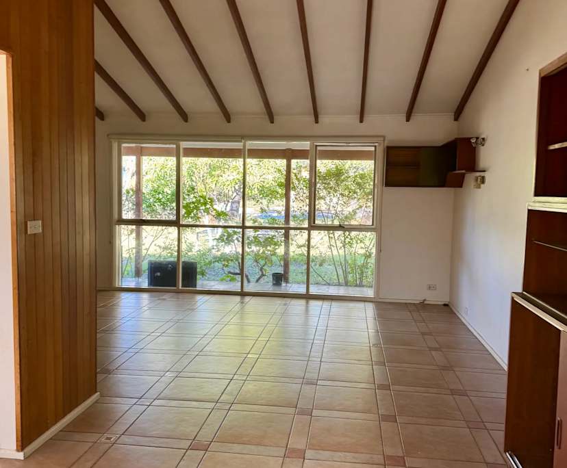 Whole property with 3 rooms for rent