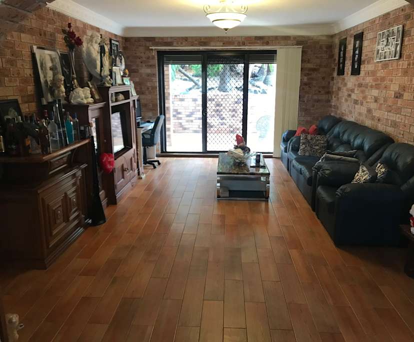 Unfurnished room in a share house