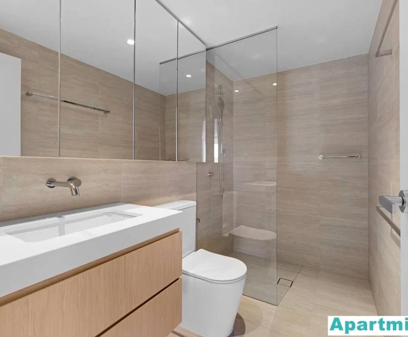 Unfurnished room with own bathroom