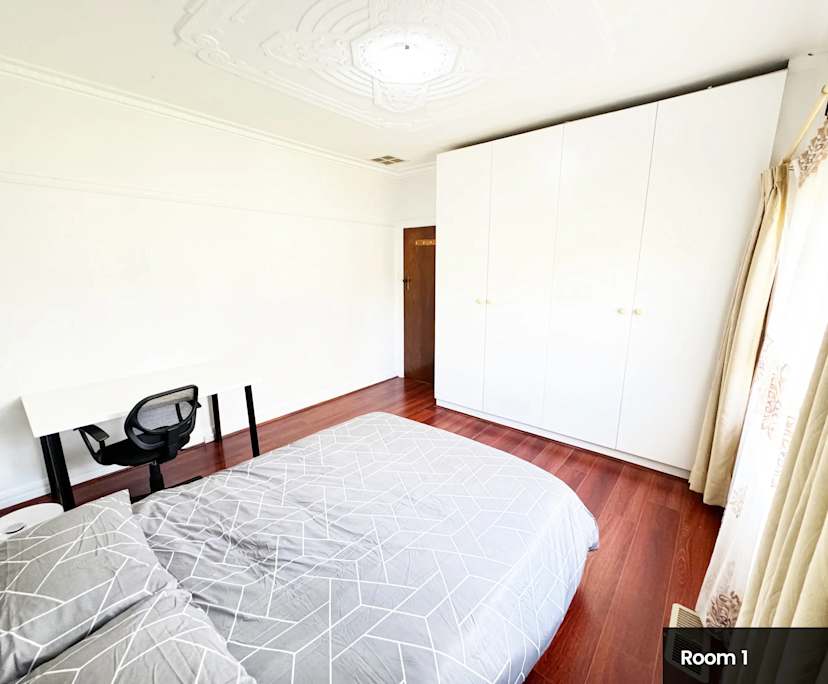 $350, Share-house, 4 bathrooms, Oakleigh VIC 3166