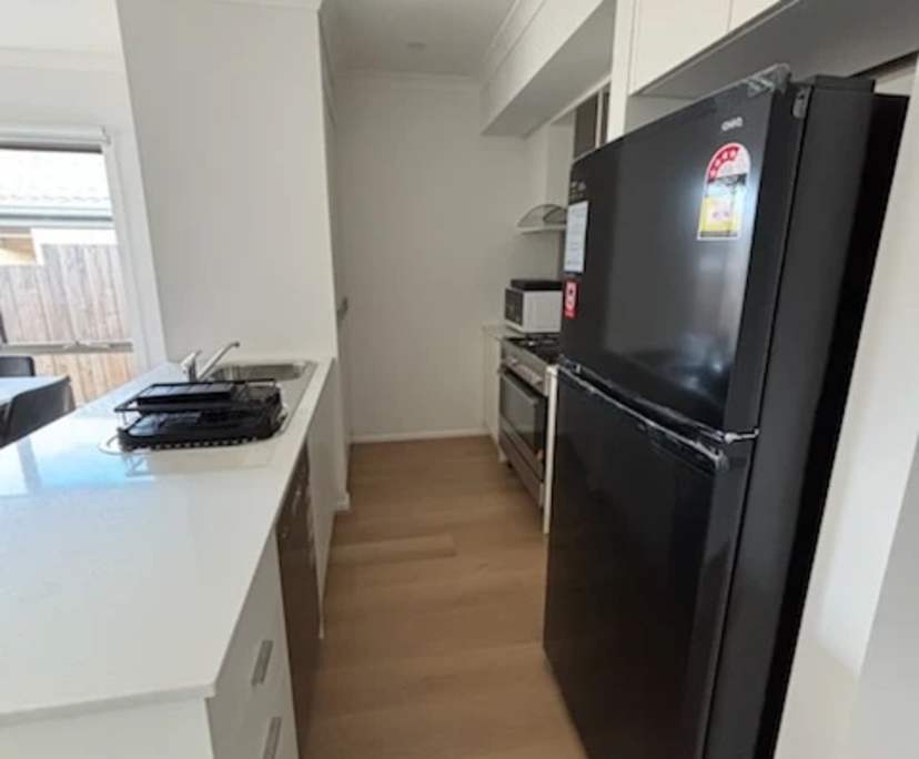 $230, Share-house, 3 bathrooms, Darley VIC 3340