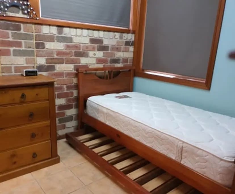 $235, Share-house, 3 bathrooms, Elermore Vale NSW 2287