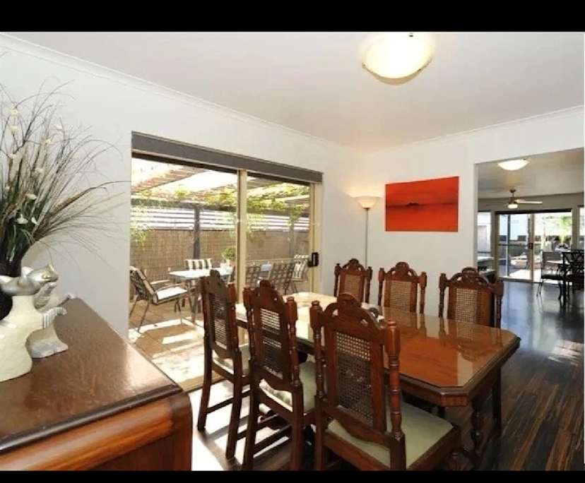 Room in a share house