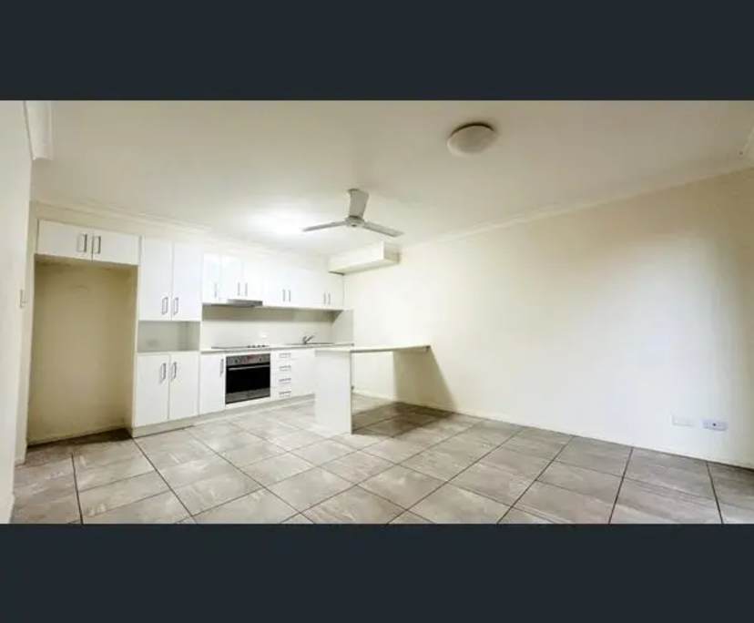 $290, Share-house, 2 bathrooms, Kearneys Spring QLD 4350
