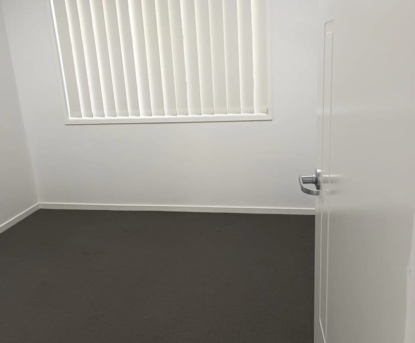 Unfurnished room with own bathroom