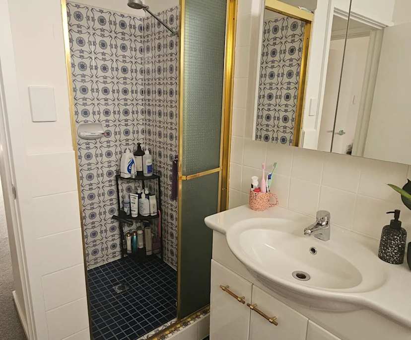 $310, Flatshare, 2 bathrooms, Elsternwick VIC 3185