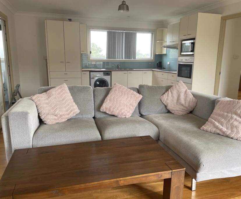 $300, Flatshare, 2 bathrooms, Casula NSW 2170