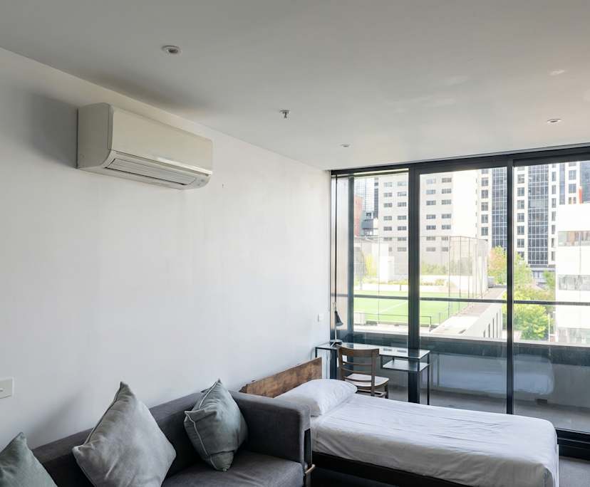 $1,125, Whole-property, 2 bathrooms, Melbourne VIC 3000