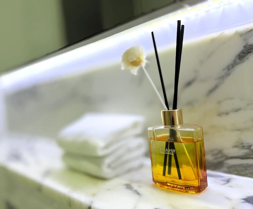 $880, 1-bed, 1 bathroom, Sydney NSW 2000