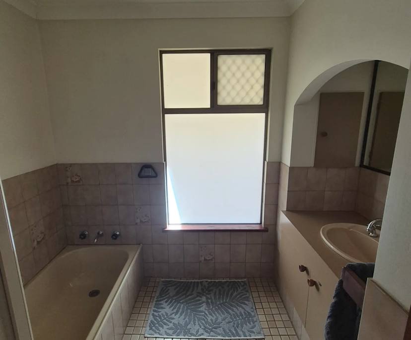 $300, Share-house, 2 rooms, South Bunbury WA 6230, South Bunbury WA 6230