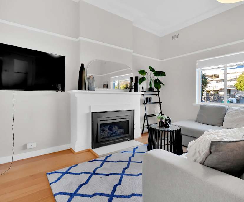 $1,580, Whole-property, 4 bathrooms, Caulfield South VIC 3162