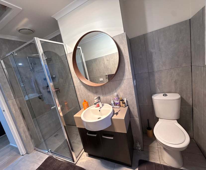 $225, Share-house, 3 bathrooms, Deer Park VIC 3023