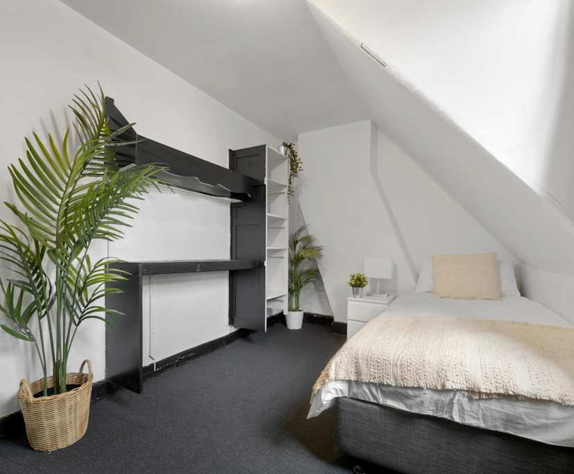 $330, Share-house, 6 bathrooms, Surry Hills NSW 2010