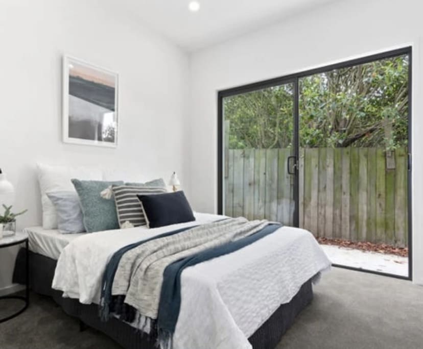 Furnished room with own bathroom