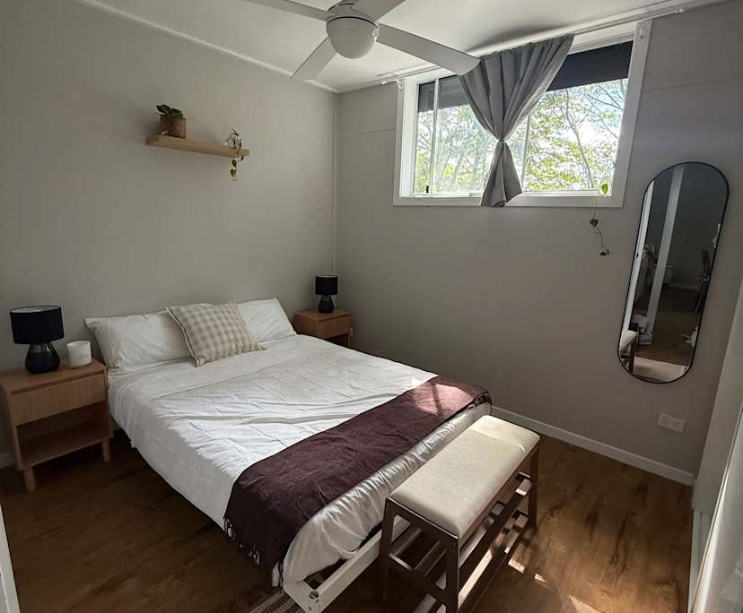 Furnished room in a share house