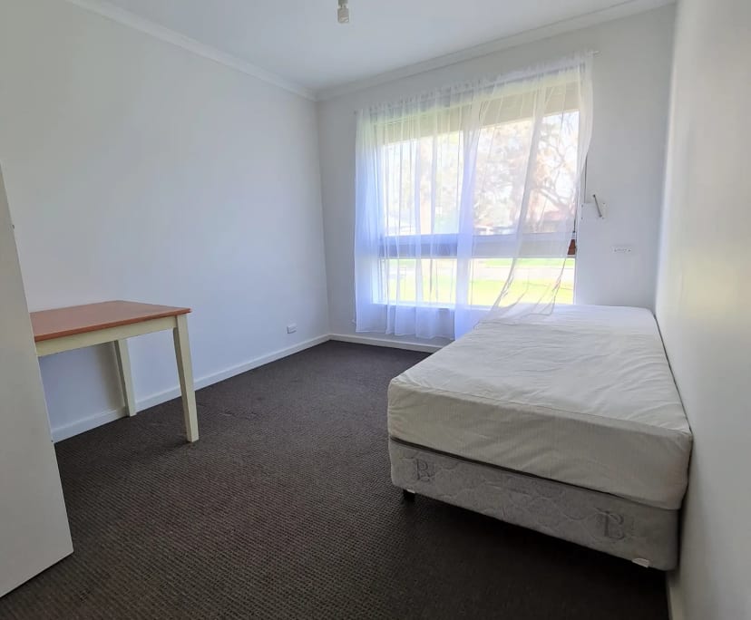 $460, Whole-property, 3 bathrooms, Paralowie SA 5108