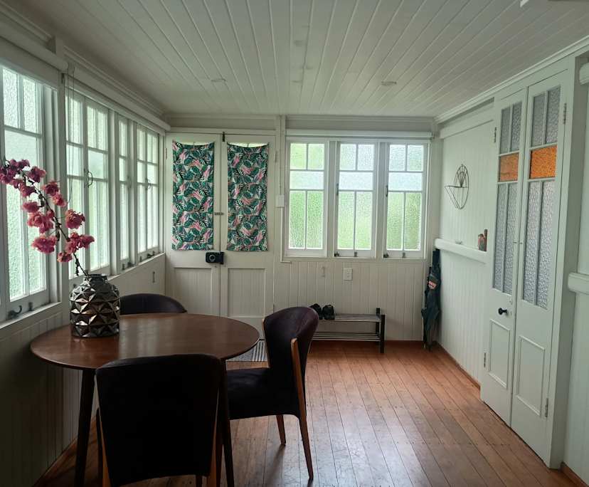 $300, Share-house, 3 bathrooms, Bungalow QLD 4870