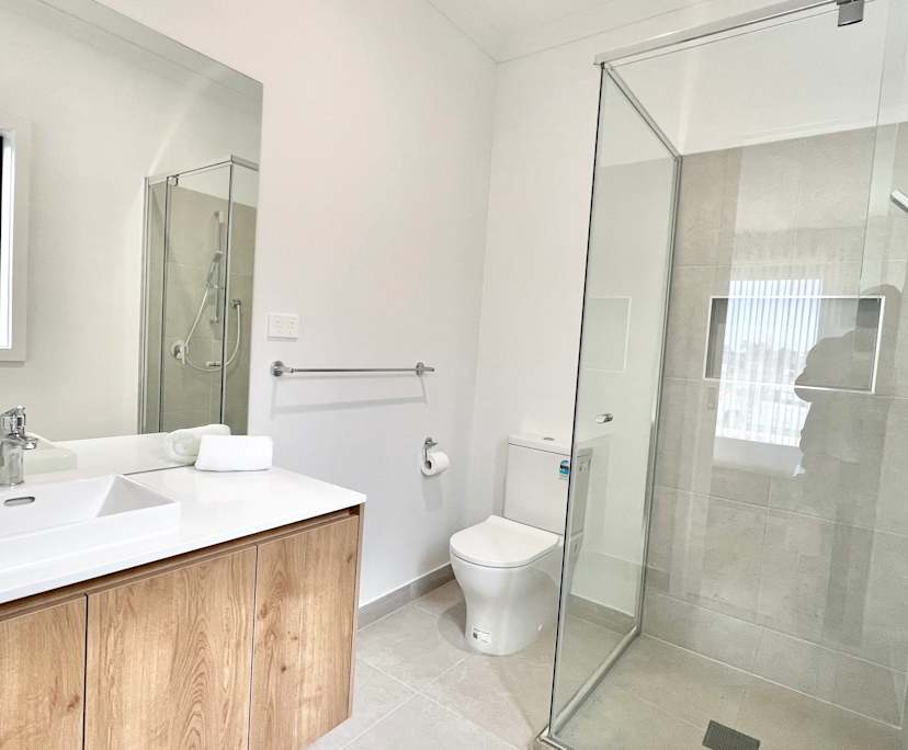 Furnished room with ensuite in a share house
