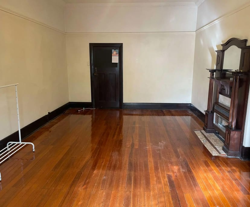 Unfurnished room in a share house