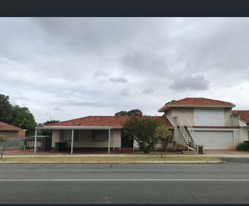 Unfurnished room in a share house
