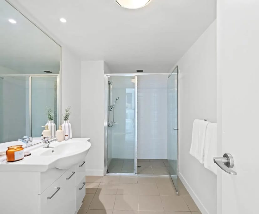 Whole property with 2 rooms for rent