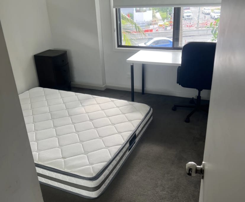 $420, Flatshare, 2 bathrooms, Burleigh Heads QLD 4220