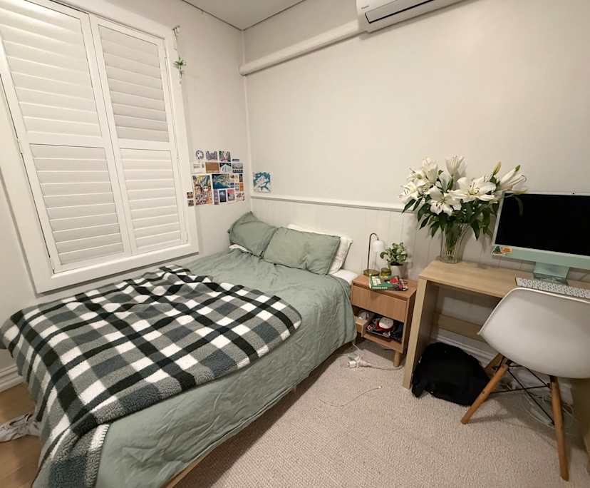Unfurnished room in a share house