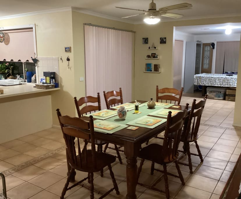 $195, Share-house, 3 bathrooms, Werribee VIC 3030