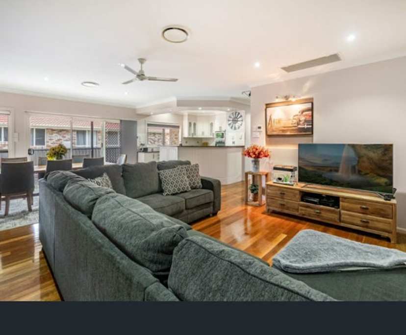 Room in a share house