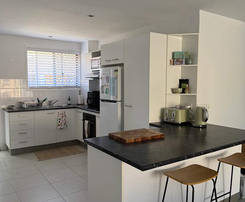 Whole property with 2 rooms for rent