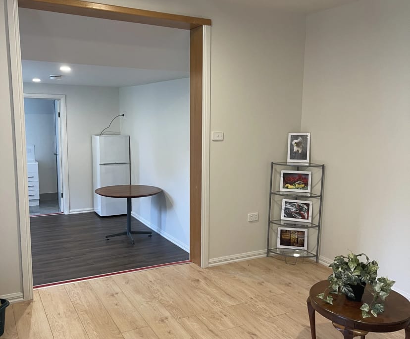 Whole property with 1 room for rent