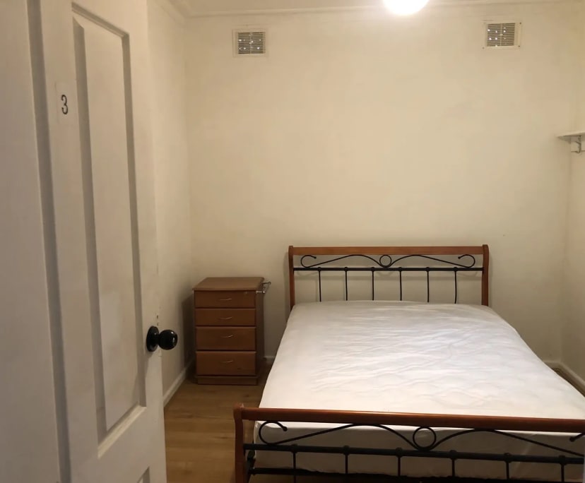 Furnished room in a share house