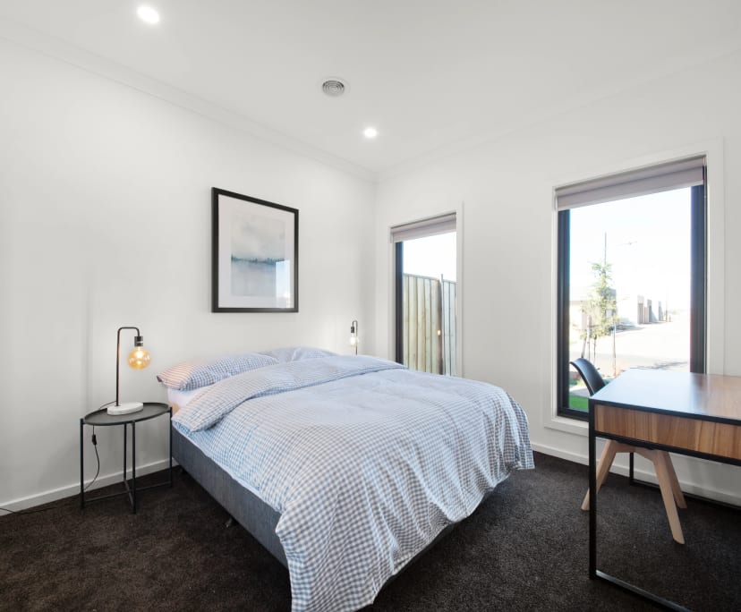 $185, Share-house, 3 bathrooms, Rockbank VIC 3335