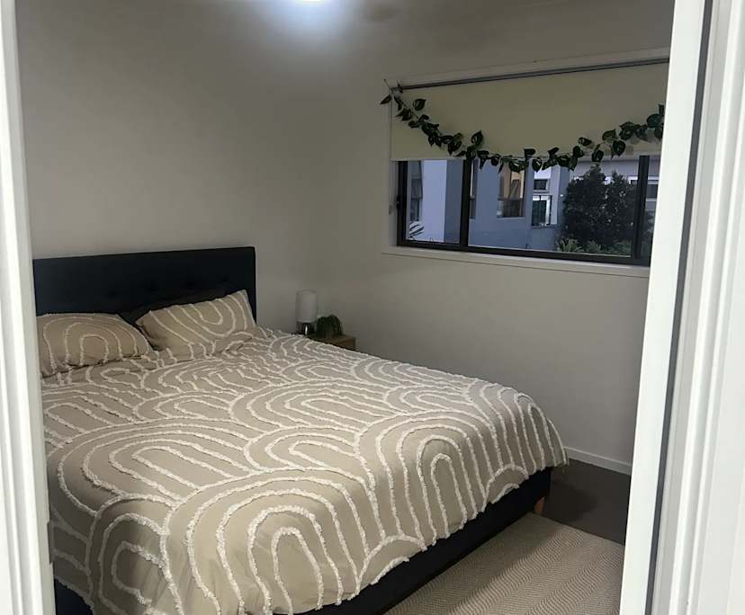 Unfurnished room with own bathroom