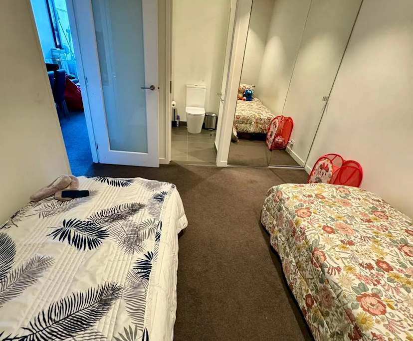$260, Flatshare, 2 bathrooms, Southbank VIC 3006